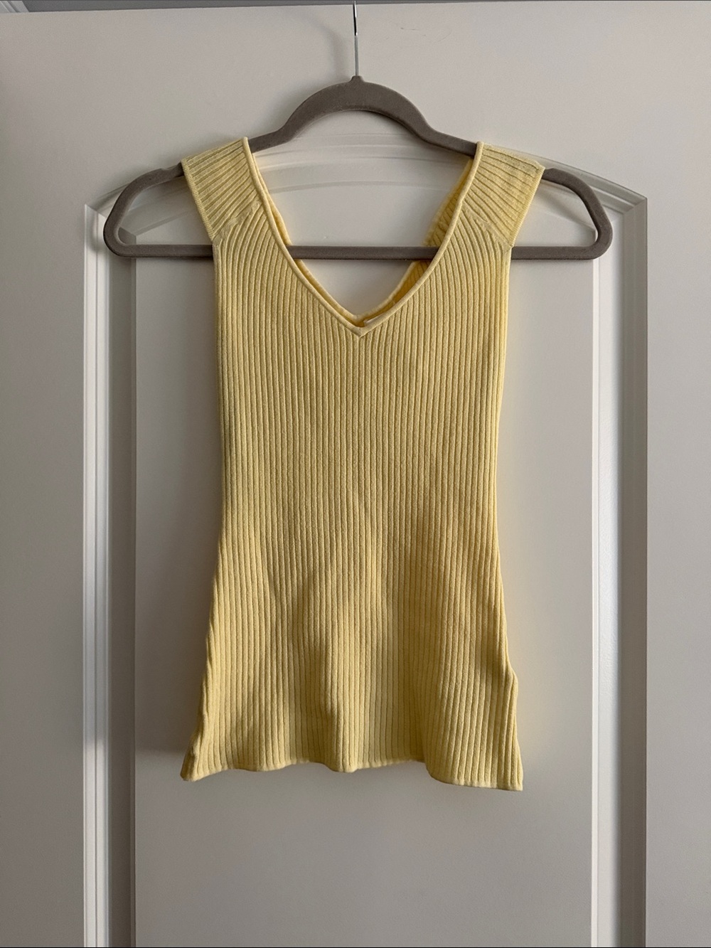 H&M Pale Yellow Ribbed V-Neck Tank Top